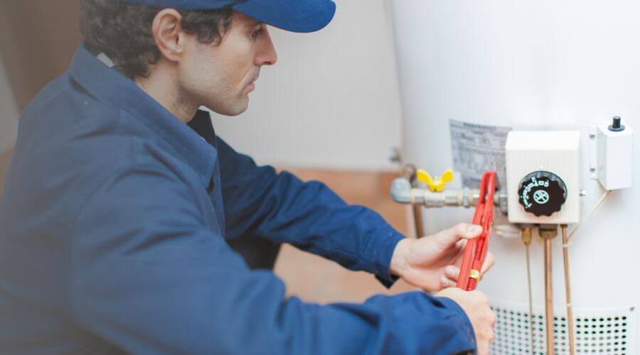 Professional same day plumber in Altona, IL